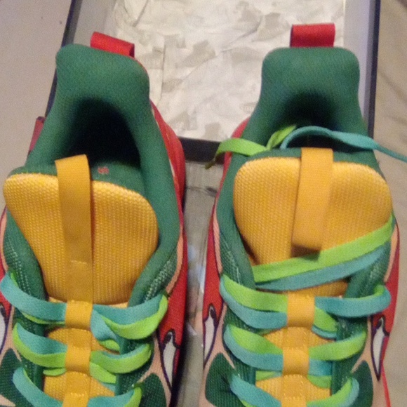 Pink flamingo tennis shoes - Picture 7 of 8